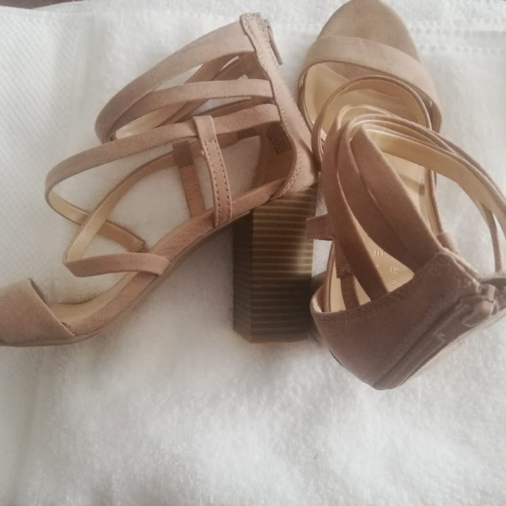 Shoes - Picture 5 of 5